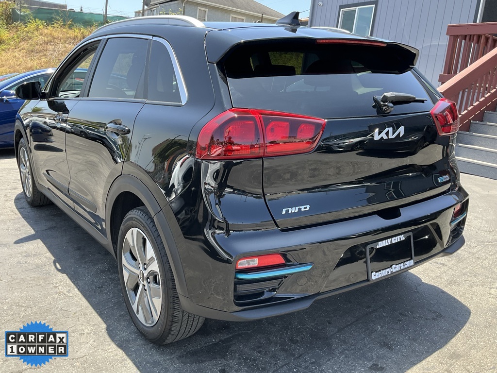 Vehicle image 9 of 88