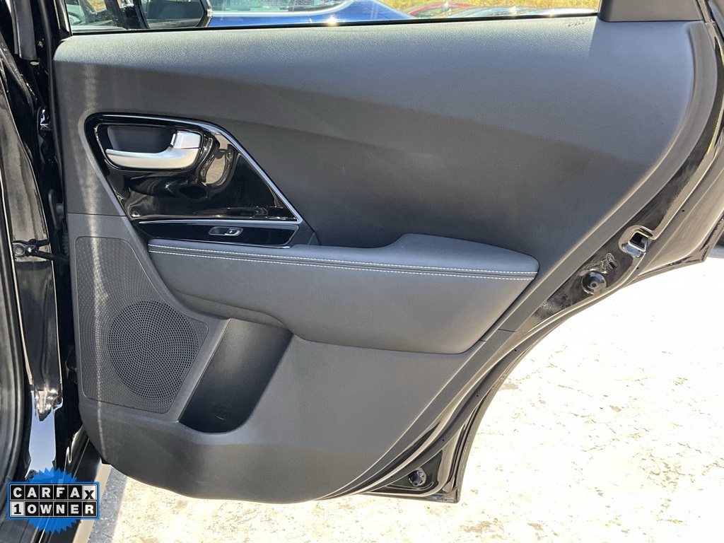 Vehicle image 47 of 88