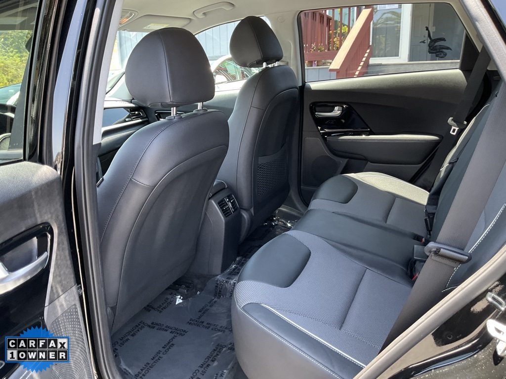 Vehicle image 23 of 88