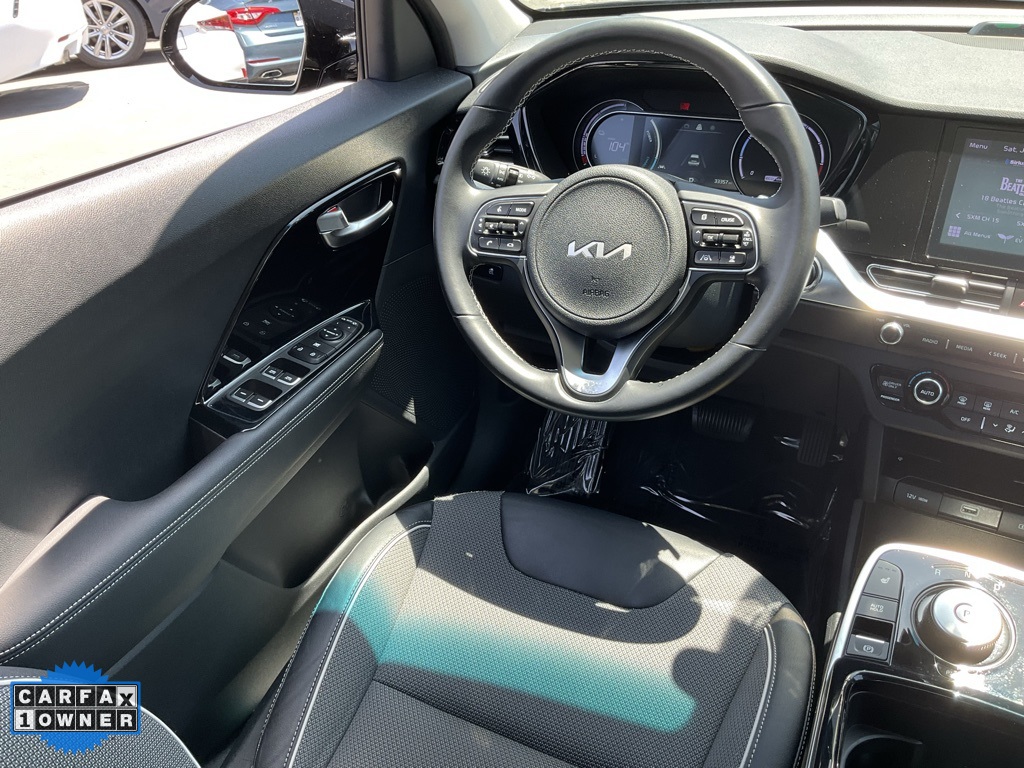 Vehicle image 37 of 88