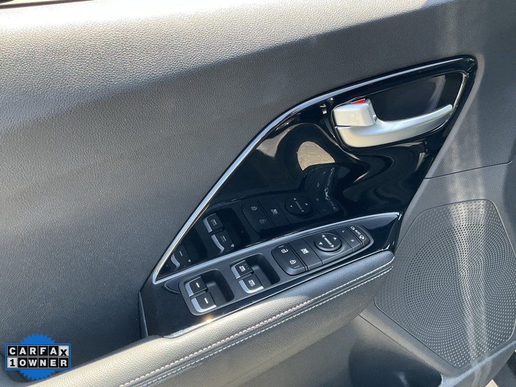 Vehicle image 74 of 88