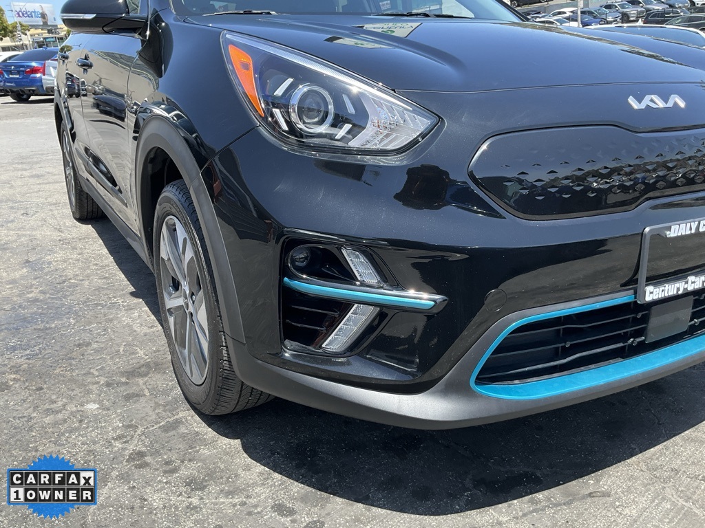 Vehicle image 80 of 88