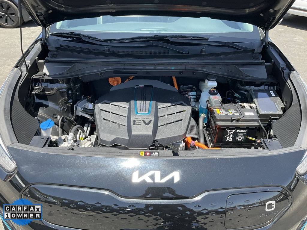 Vehicle image 11 of 88