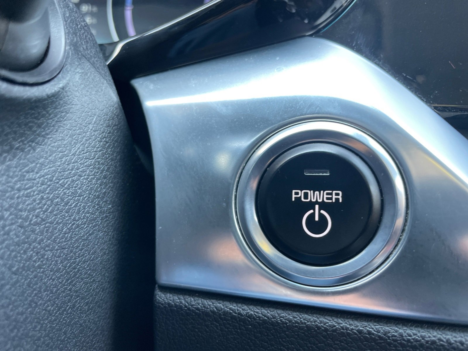 Vehicle image 20 of 30
