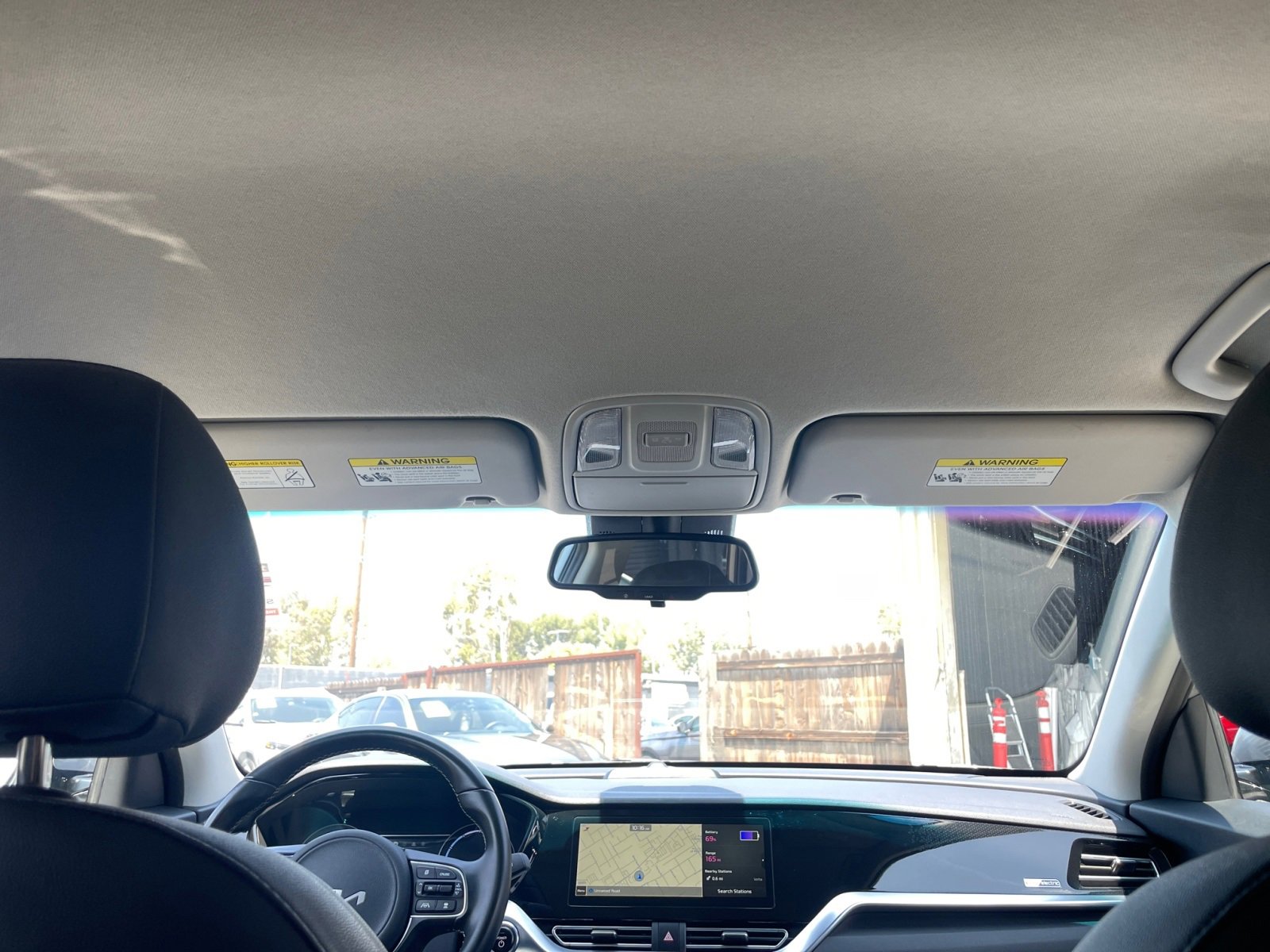 Vehicle image 18 of 30