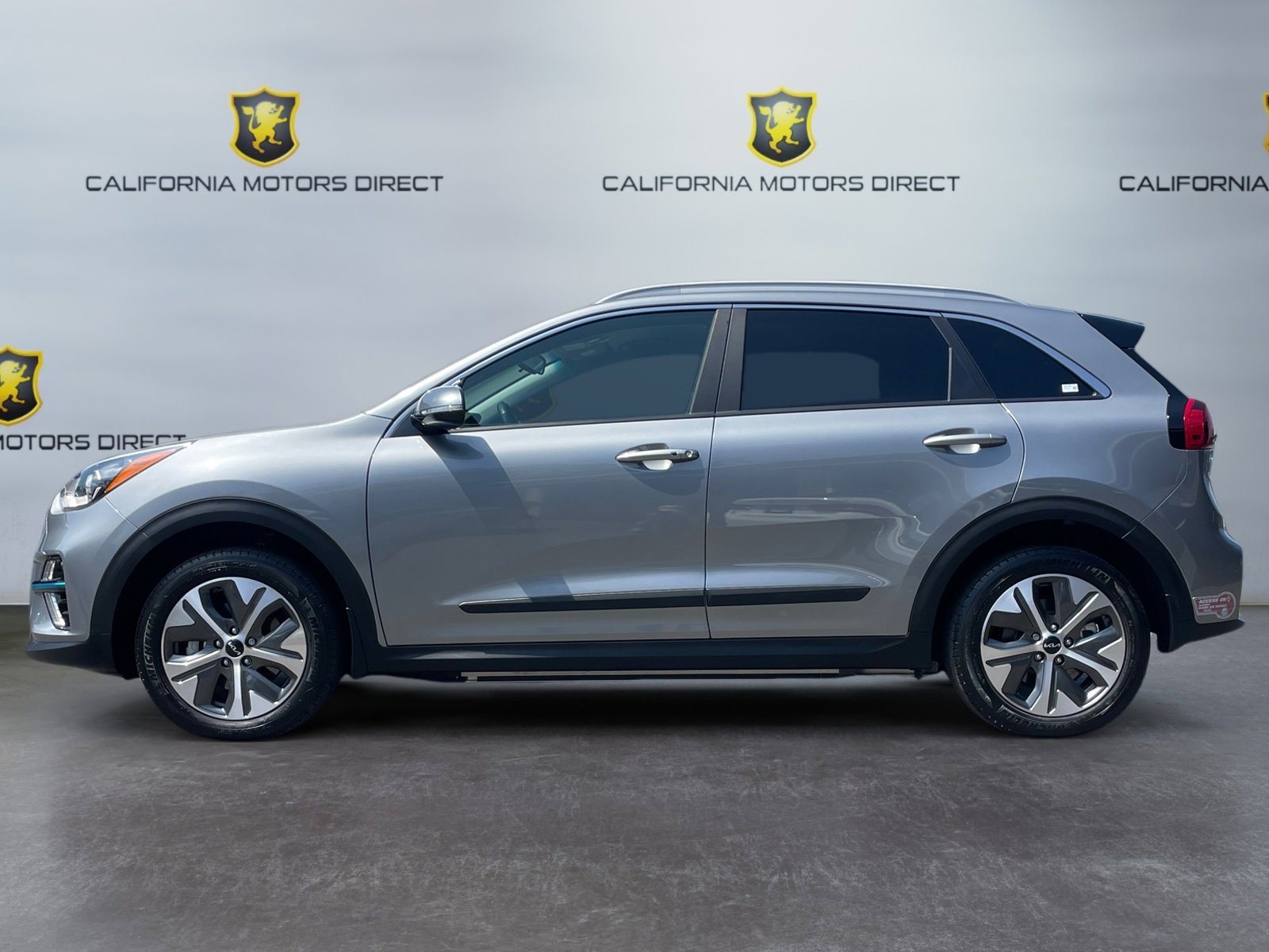 Vehicle image 8 of 30
