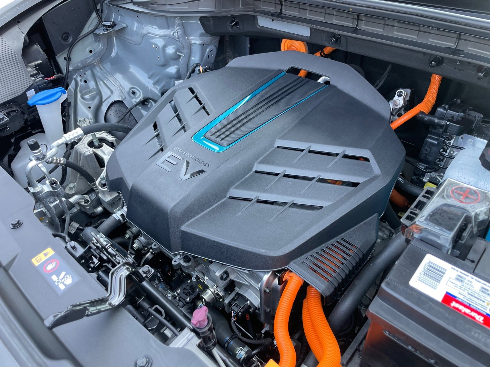 Vehicle image 26 of 30