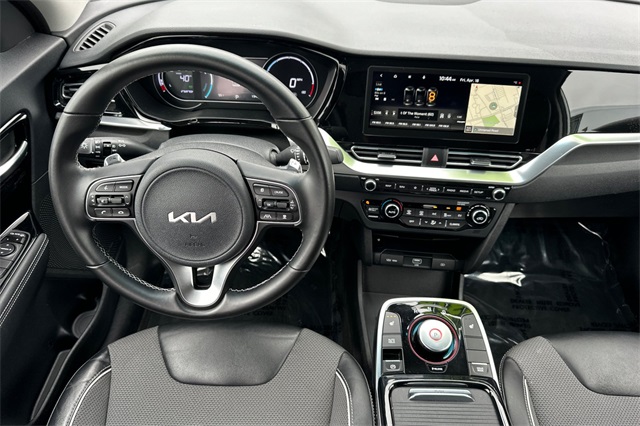 Vehicle image 18 of 48