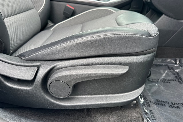 Vehicle image 24 of 48