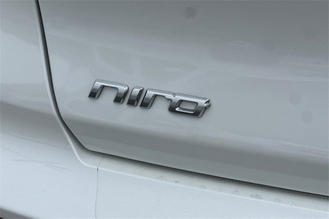 Vehicle image 39 of 48