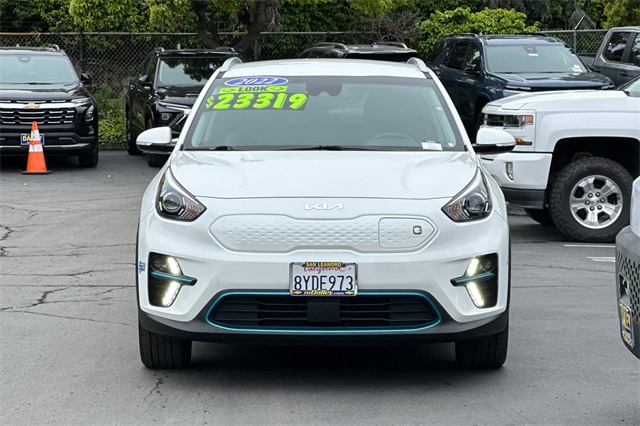 Vehicle image 4 of 48