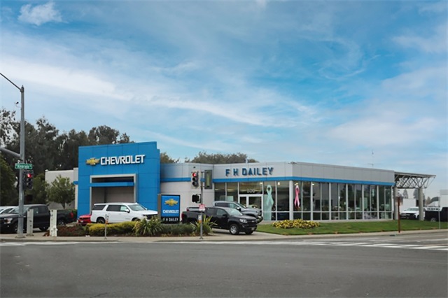 Vehicle image 43 of 48