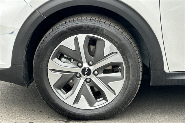 Vehicle image 38 of 48