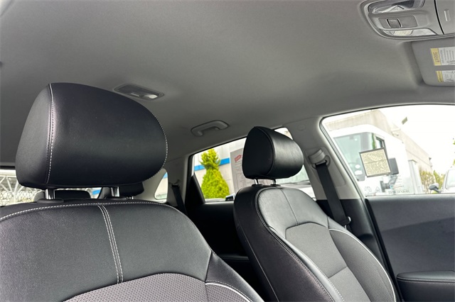 Vehicle image 22 of 48