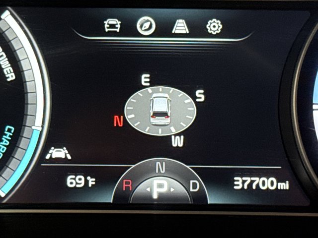 Vehicle image 22 of 29