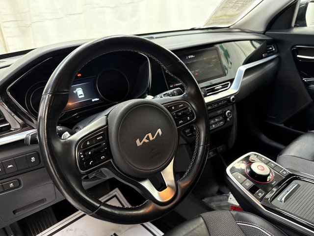 Vehicle image 16 of 29