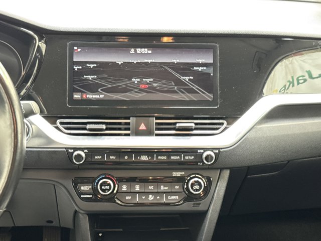 Vehicle image 24 of 29