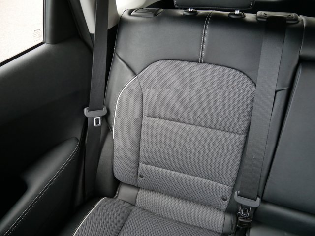 Vehicle image 13 of 36