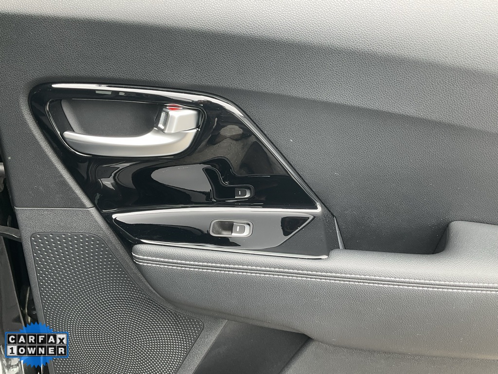 Vehicle image 88 of 89