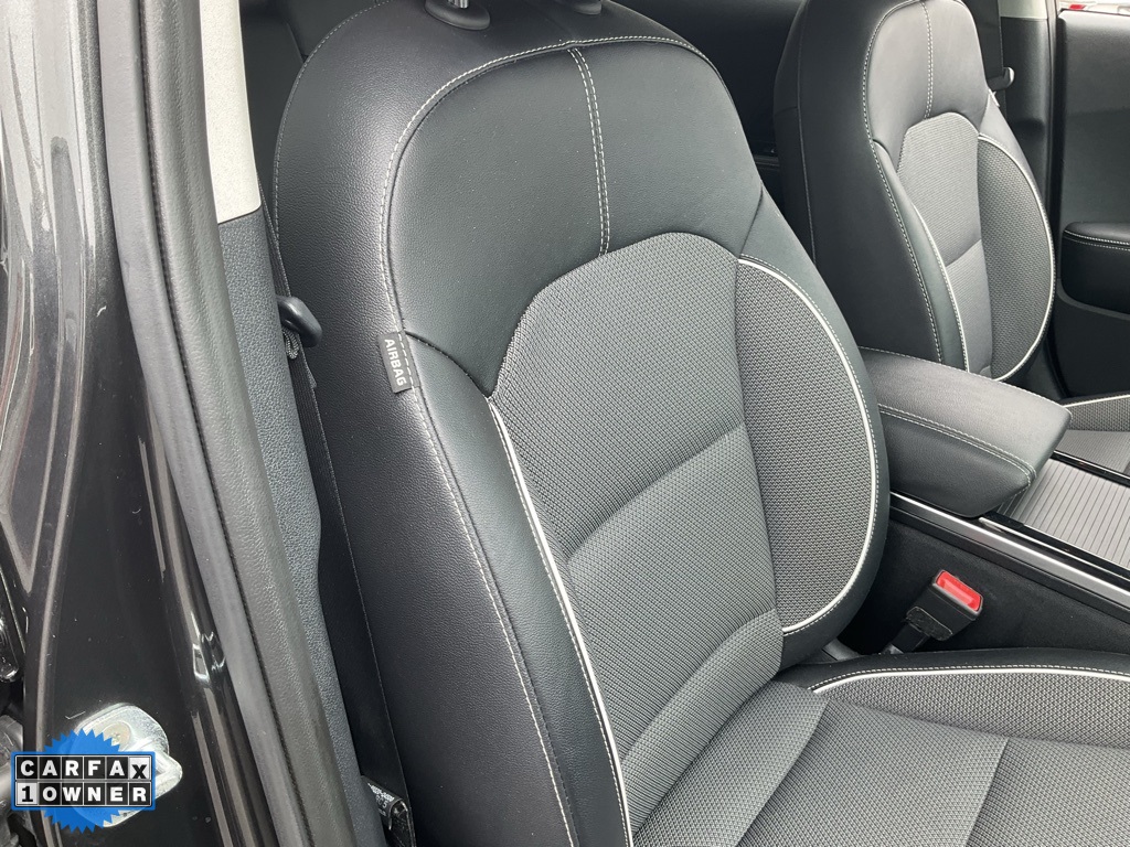 Vehicle image 28 of 89