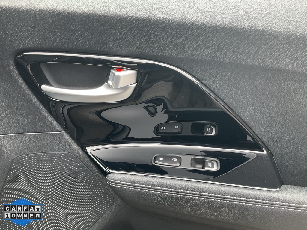 Vehicle image 64 of 89