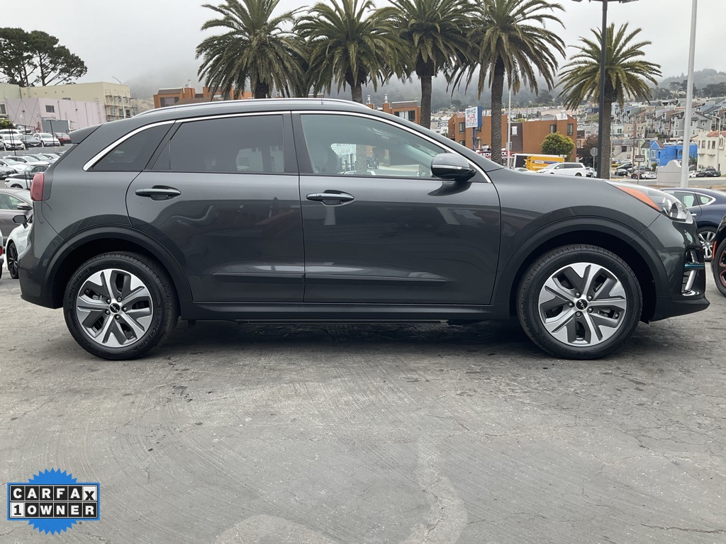 Vehicle image 11 of 89