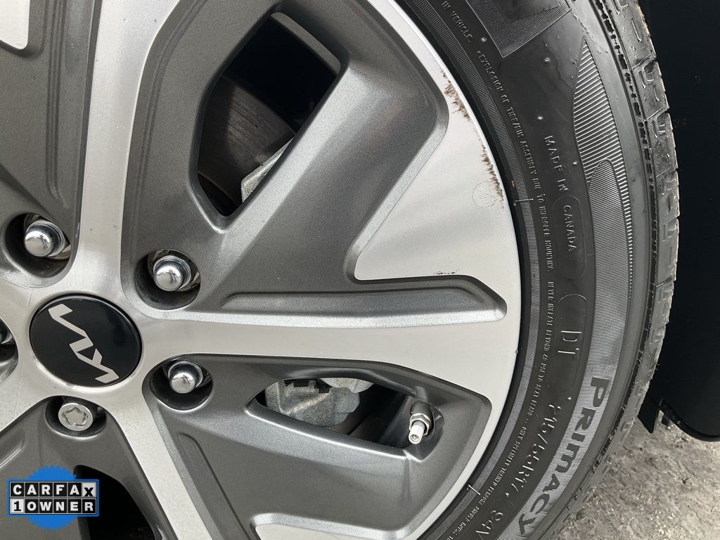 Vehicle image 23 of 89