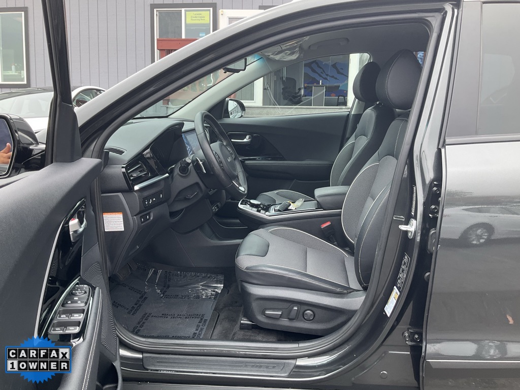 Vehicle image 73 of 89