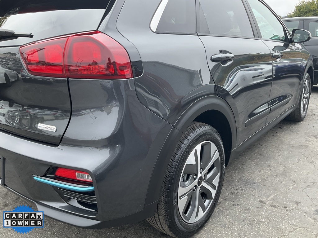 Vehicle image 13 of 89