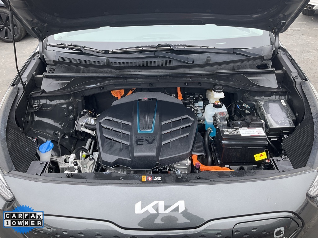 Vehicle image 19 of 89