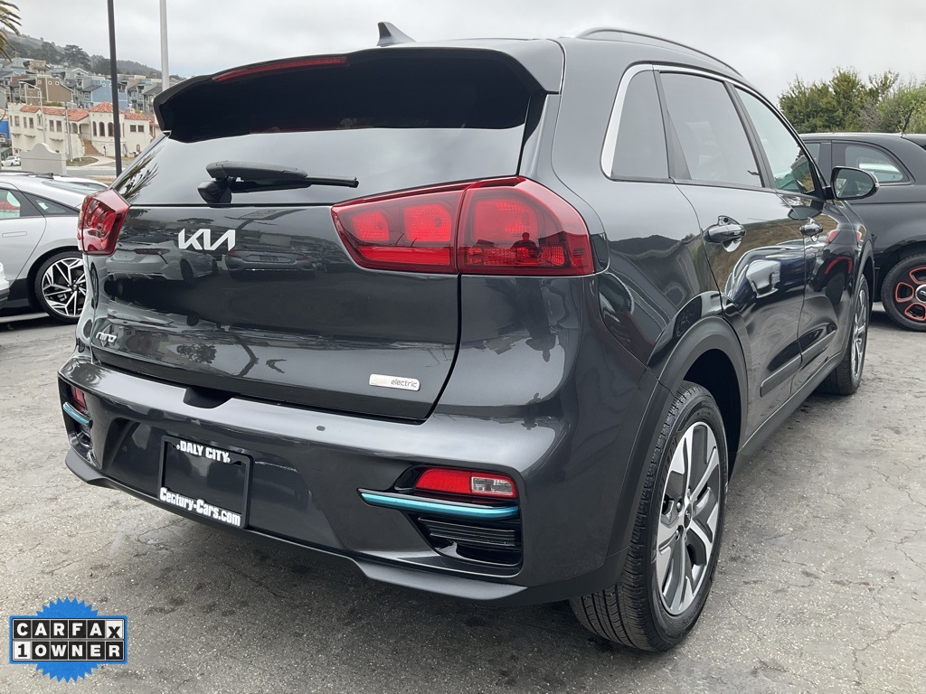 Vehicle image 14 of 89