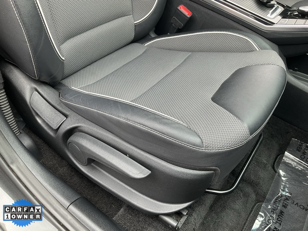 Vehicle image 39 of 89