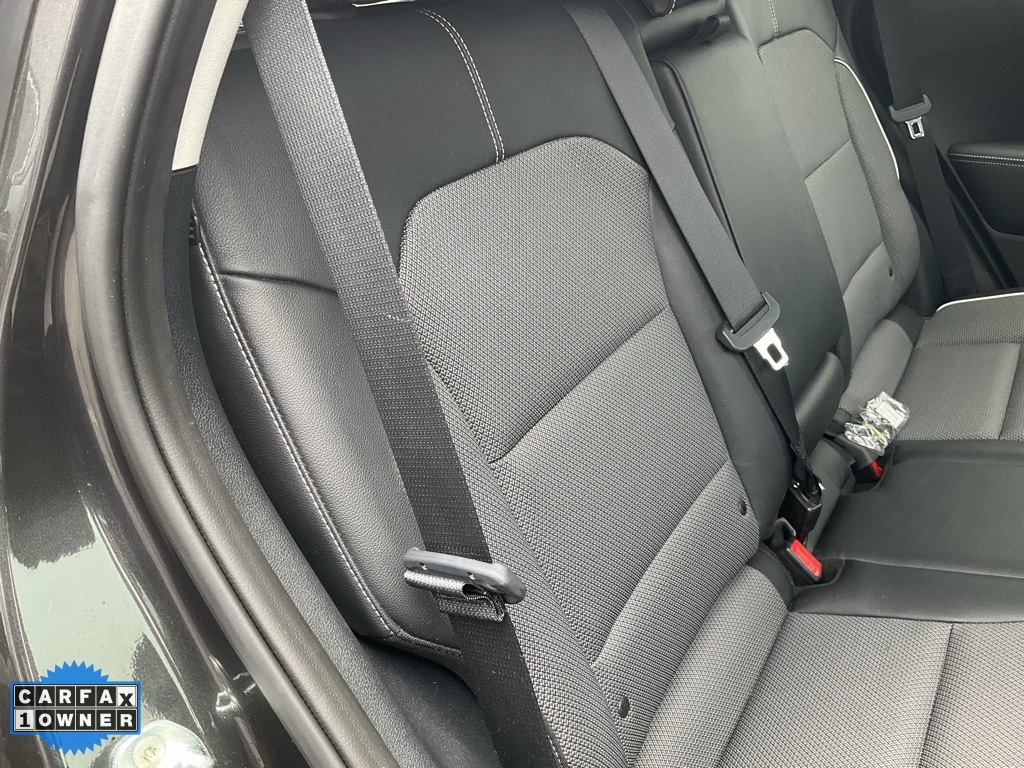 Vehicle image 35 of 89