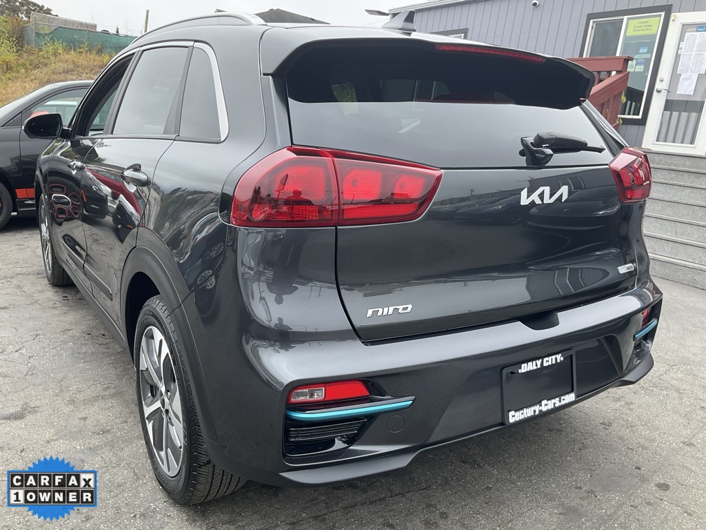 Vehicle image 16 of 89