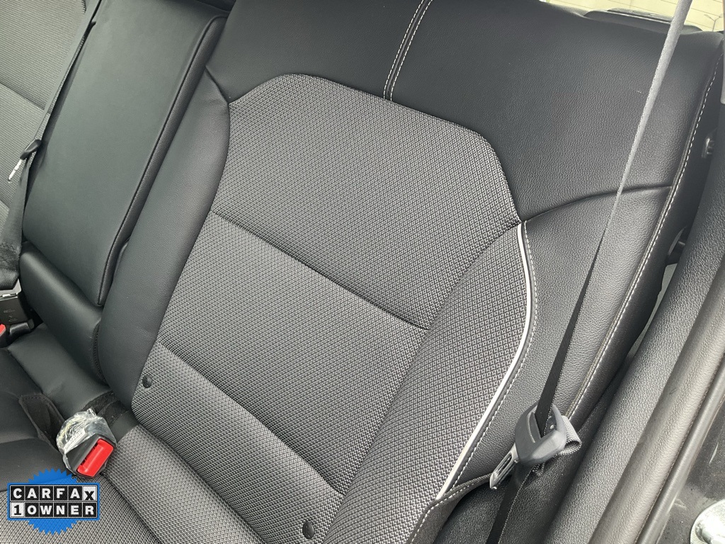 Vehicle image 76 of 89