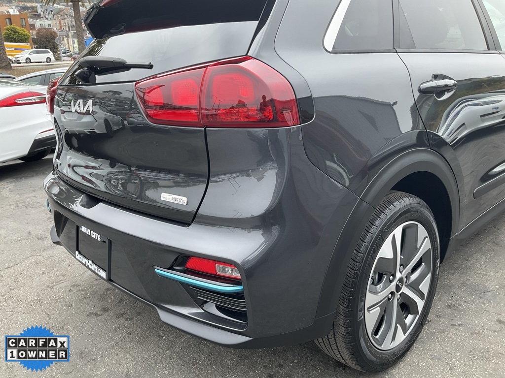 Vehicle image 12 of 89