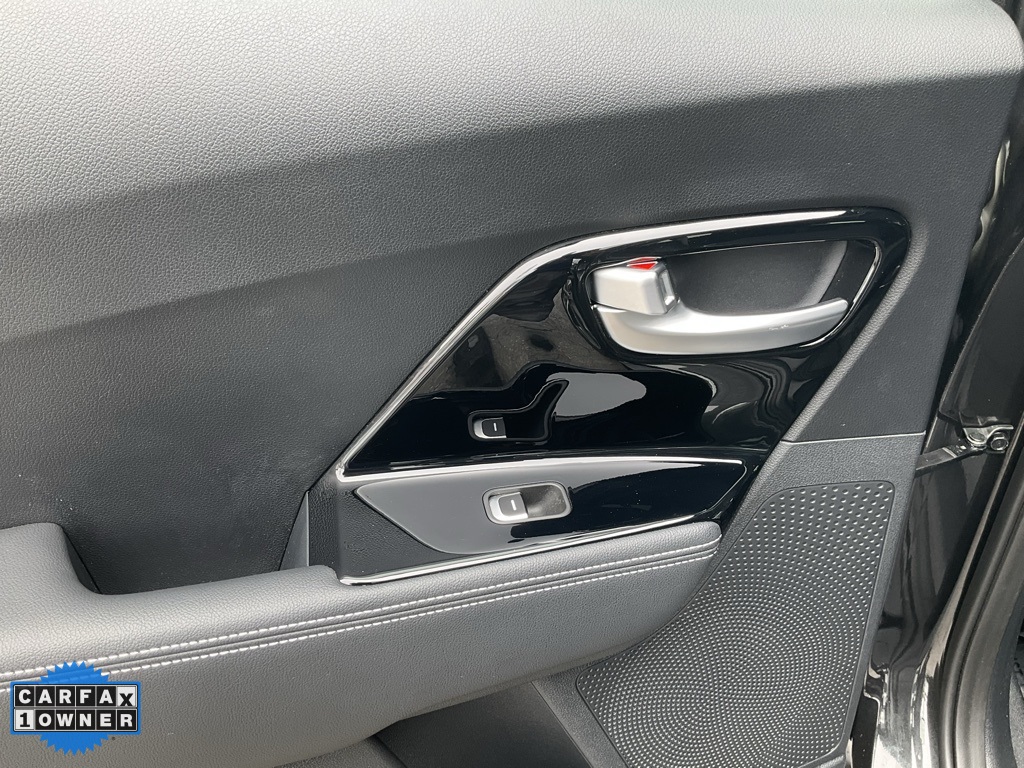 Vehicle image 58 of 89