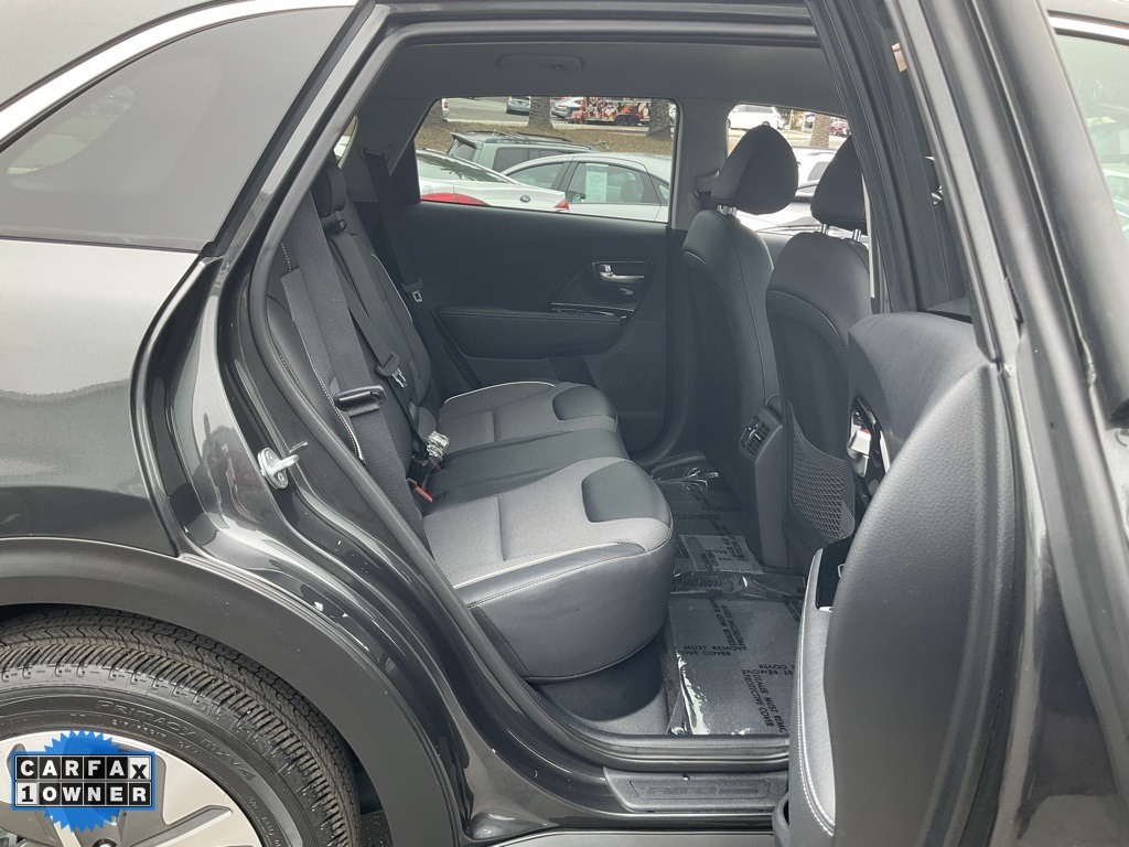 Vehicle image 36 of 89