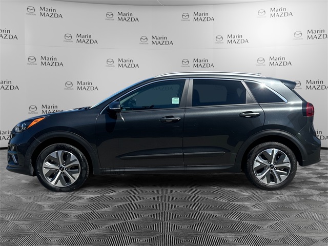 Vehicle image 8 of 34