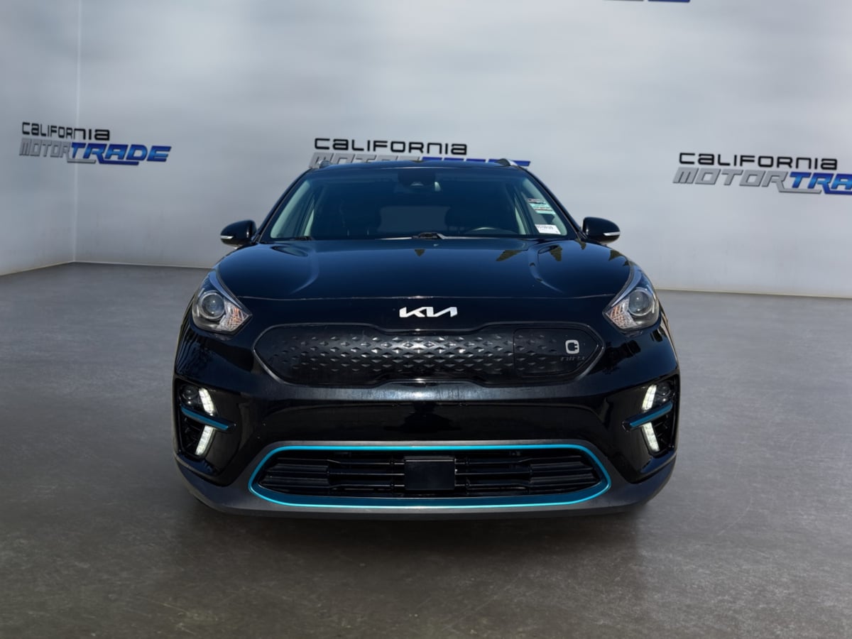 2022 Kia Niro EV EX Image 2 of 21