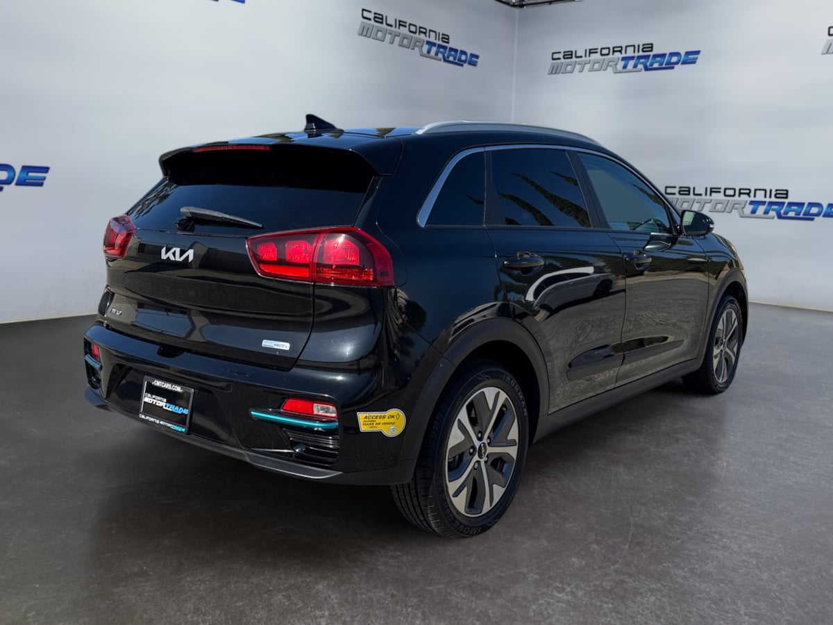 2022 Kia Niro EV EX Image 5 of 21