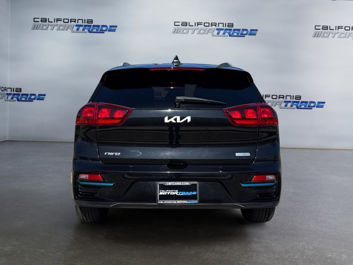 2022 Kia Niro EV EX Image 6 of 21