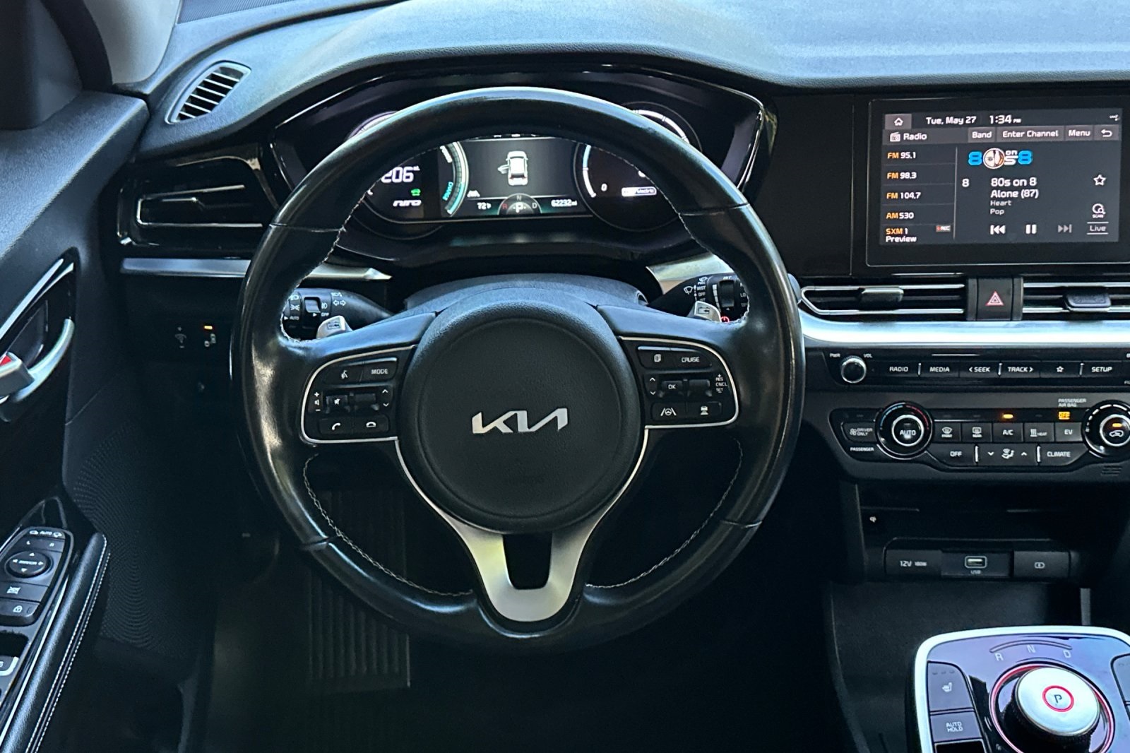 Vehicle image 11 of 25