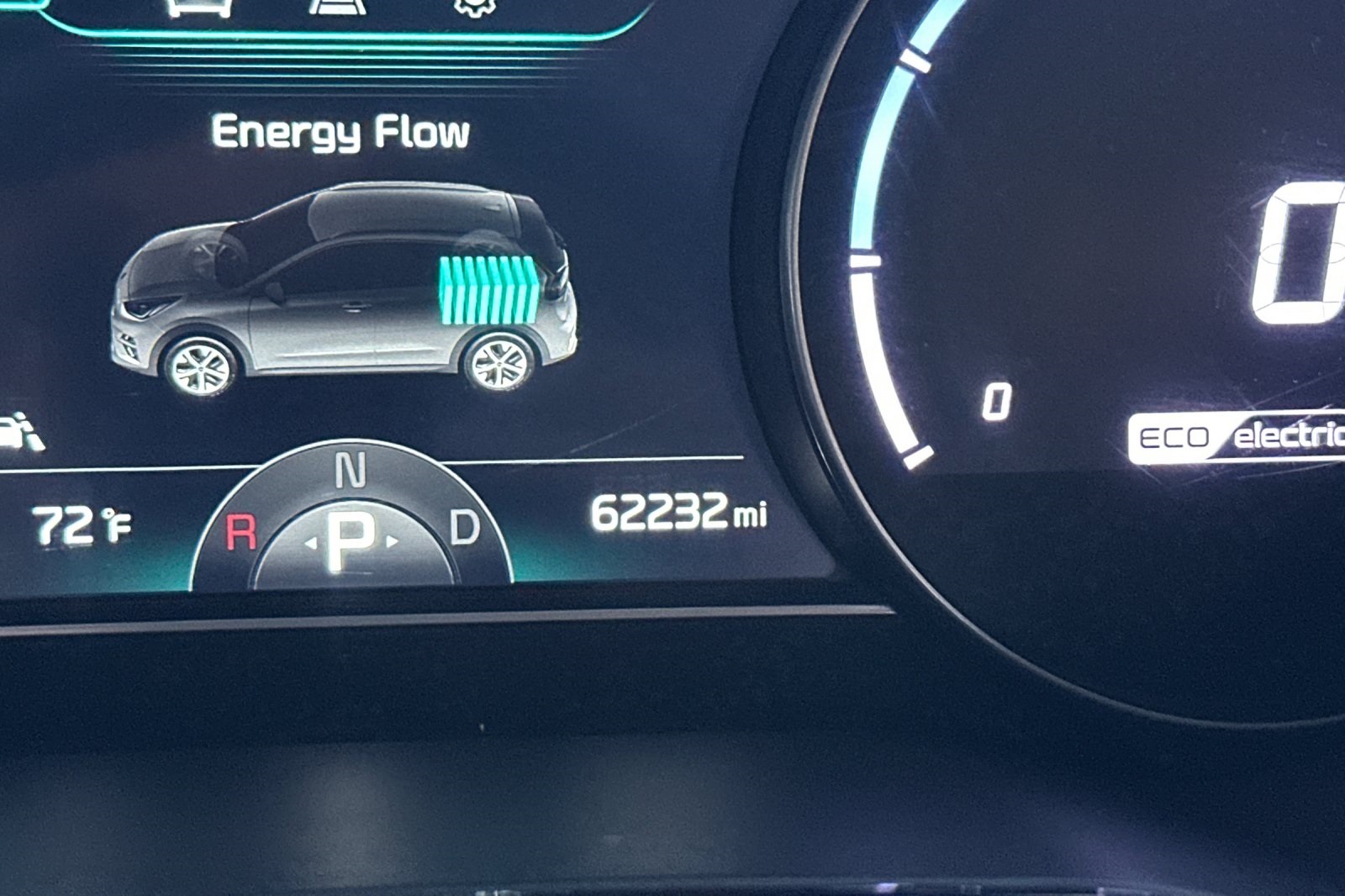 Vehicle image 22 of 25