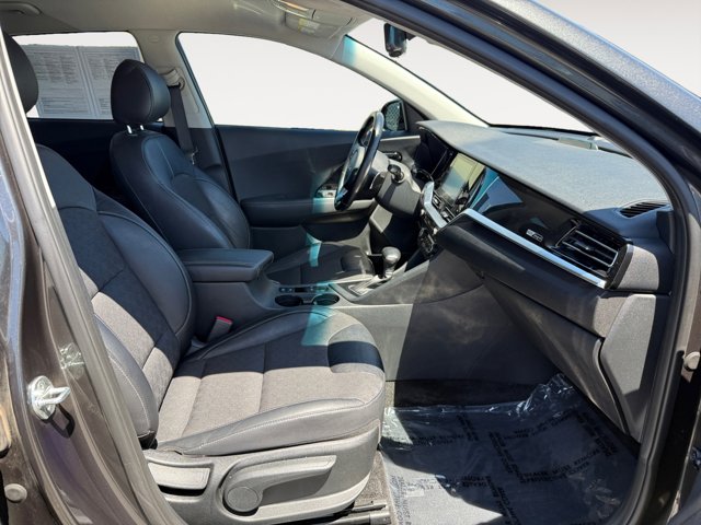 Vehicle image 15 of 20