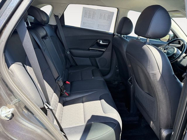 Vehicle image 13 of 20