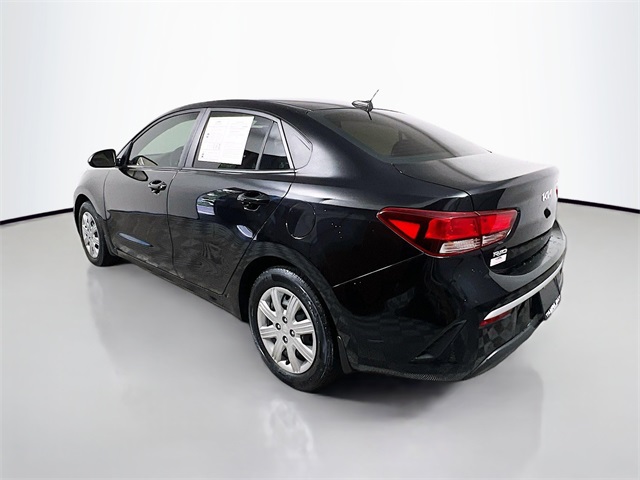 Vehicle image 8 of 42