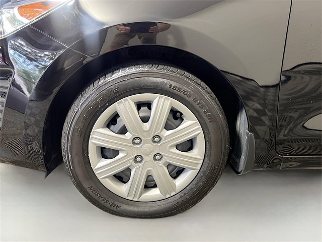 Vehicle image 11 of 42