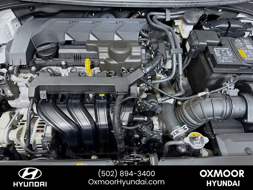 Vehicle image 27 of 29