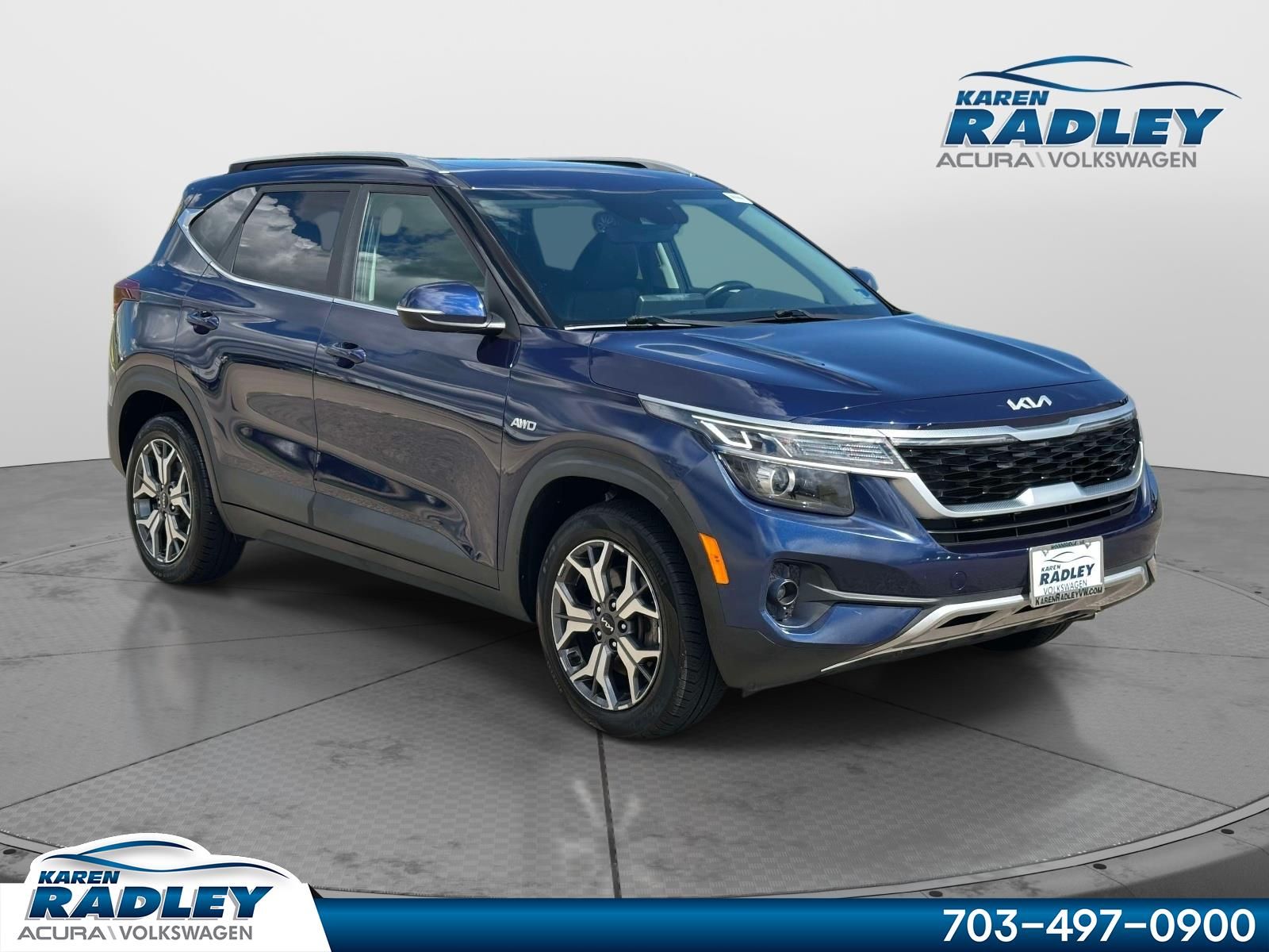 2022 Kia Seltos EX Image 2 of 25